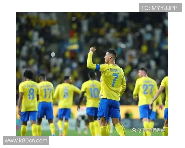 足球家族中的璀璨明星是谁揭开他们背后的故事与荣耀