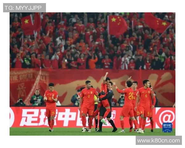 进球瞬间成就足球梦想从默默无闻到闪耀球场的传奇之路